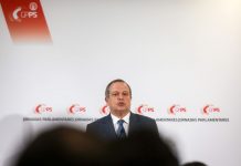 O desabafo de Carlos César: PS teve de trabalhar “às vezes muito penosamente” com PCP e Bloco