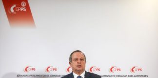 O desabafo de Carlos César: PS teve de trabalhar “às vezes muito penosamente” com PCP e Bloco