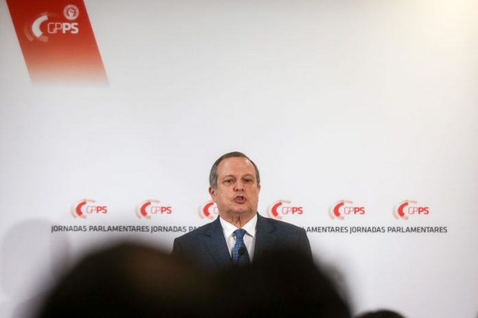César
