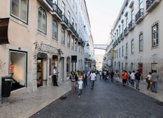 Taxa de desemprego manteve-se nos 6,6% em janeiro e caiu para 6,3% em fevereiro