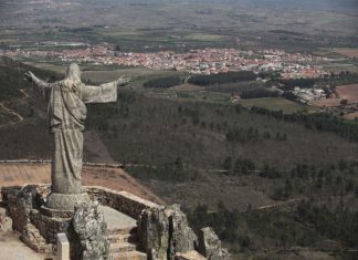 Figueira de Castelo Rodrigo envia garrafa de vinho para o espaço