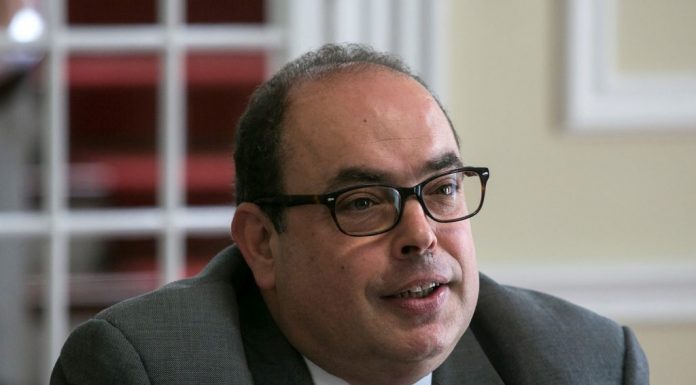 PS/Açores: “Celebrar o 25 de Abril é muito mais que um ritual ou uma efeméride, é uma luta permanente pelos direitos e pela paz”