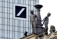 Commerzbank e Deutsche Bank em forte alta após notícia de eventual fusão