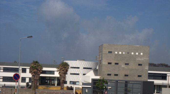 Escola Manuel de Arriaga quase consegue o pleno no acesso ao Ensino Superior