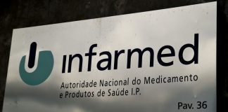 Infarmed alerta que Xeljanz, medicamento para artrite reumatóide, aumenta o risco de embolia pulmonar