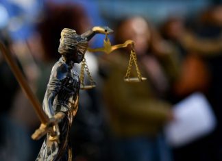 Homem condenado a 19 anos de prisão por matar ex-namorada à facada no Fundão