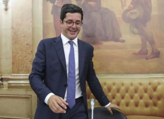 TC arquiva processo de incompatibilidades de secretário de Estado da Juventude