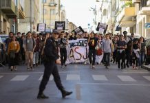 Cerca de 300 alunos manifestam-se em Lisboa por melhores condições nas escolas