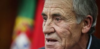 OE2018: PCP critica “obsessão” do PS com défice e pede investimento público