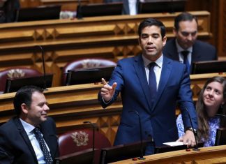 OE2018: PSD diz que redução do défice “é modesta” e resultado do “sacrifício dos portugueses”