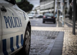 Rapaz de 22 anos detido no Faial por furtos de automóveis