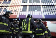 Pessoa desaparecida em incêndio num prédio no Porto encontrada morta