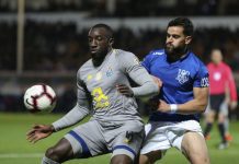 FC Porto vence lanterna-vermelha Feirense e sobe à liderança da I Liga