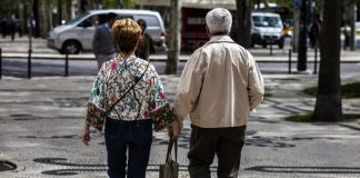 Idade da reforma antecipada em Portugal “é muito baixa” e penalização deve aumentar, diz OCDE