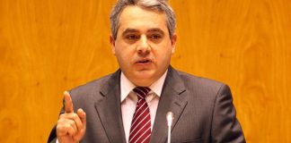 PS garante redução fiscal para zonas mais despovoadas dos Açores