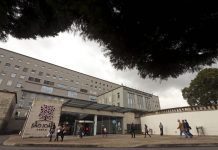 Crianças em contentores no Hospital São João transferidas até ao verão para o edifício