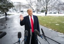 Relatório Mueller conclui não haver provas de conluio entre campanha de Trump e Moscovo