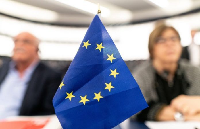 UE