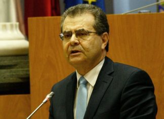 Avelino Meneses realça estratégia de promoção do sucesso escolar nos Açores