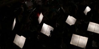 Morreu o maestro e compositor André Previn que popularizou a Sinfónica de Londres