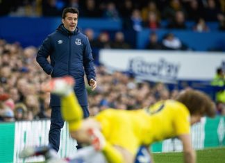 Marco Silva surpreende Chelsea, que falha ‘assalto’ ao quarto lugar em Inglaterra