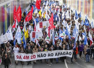 Governo aprova reposição de 2 anos, 9 meses e 18 dias do tempo de serviço dos professores