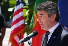 Governo acusa PSD de usar crise na Venezuela para fins político-partidários