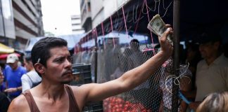 Venezuela: População corre contra o tempo para salvar alimentos após apagão