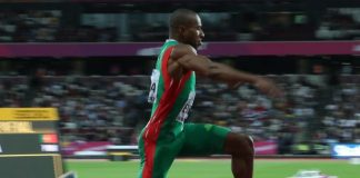 Bicampeão em título Nelson Évora na final do triplo-salto nos europeus de atletismo