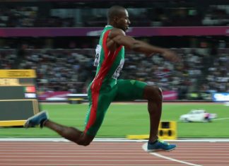 Bicampeão em título Nelson Évora na final do triplo-salto nos europeus de atletismo