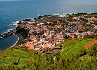 CDU/Flores apela ao Governo Regional que reveja as ligações aéreas com a ilha