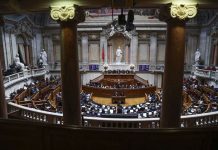 PSD abre debate quinzenal e confronta Costa com questões económicas e sociais
