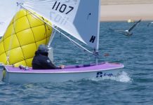 Vasco Cordeiro felicita Rui Silveira pela conquista do título de campeão nacional de Vela