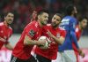 Benfica vence em Santa Maria da Feira e recupera liderança