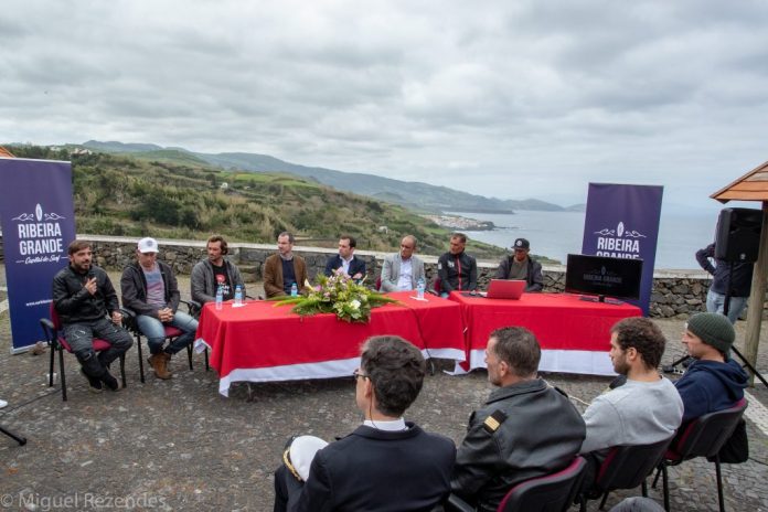 CI - Koxa, Danilo Couto, João Macedo, Filipe Jorge, Alexandre Gaudêncio, Alberto Ponte, Marco Medeiros, Brian Keaulana