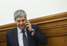 Santos Pereira diz que telefonema de Mário Centeno o afastou de apresentação de relatório da OCDE