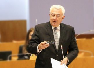 CDS defende uma Europa mais justa e solidária
