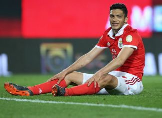 Jiménez entra no ‘top-10’ das vendas em Portugal e iguala ex-portista André Silva