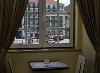 Câmara de Lisboa propõe prolongamento da suspensão de novos alojamentos locais