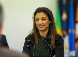 ‘Estagiar U’. PSD/Açores propõe reposição do salário mínimo para estagiários