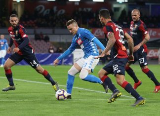 Nápoles empata 1-1 com Génova e título da Juventus fica à distância de um ponto