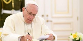 Papa aprova milagre para beatificar padre brasileiro Donizetti Tavares