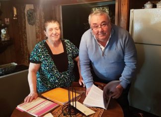 Casal de emigrantes marienses adquire espólio de Miguel Figueiredo Corte-Real para doar a Vila do Porto