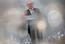 Rio considera que só “ideia brilhante” permitirá “ajustamentos” à lei de nomeação de familiares