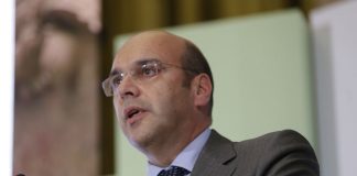 Ministro da Economia: “Não vale a pena dar mais importância ao Programa de Estabilidade do que a que tem”