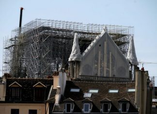 Manter igual ou inovar? O debate sobre a reconstrução do pináculo de Notre-Dame