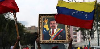 Nicolás Maduro expulsa 13 oficiais das Forças Armadas venezuelanas e acusa-os de traição à pátria