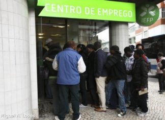 Mais 1.121 empregos criados nos últimos três meses nos Açores, revela o INE