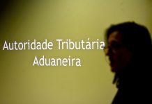 Dispensa de faturas em papel deve ser comunicada ao Fisco