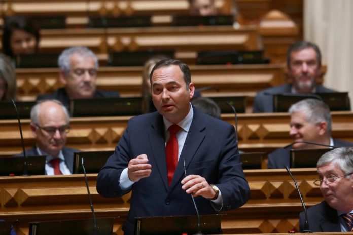 António Ventura